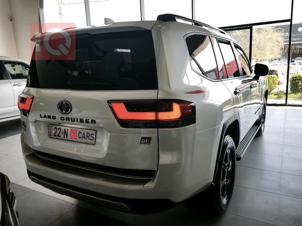 تويوتا لاندكروزر